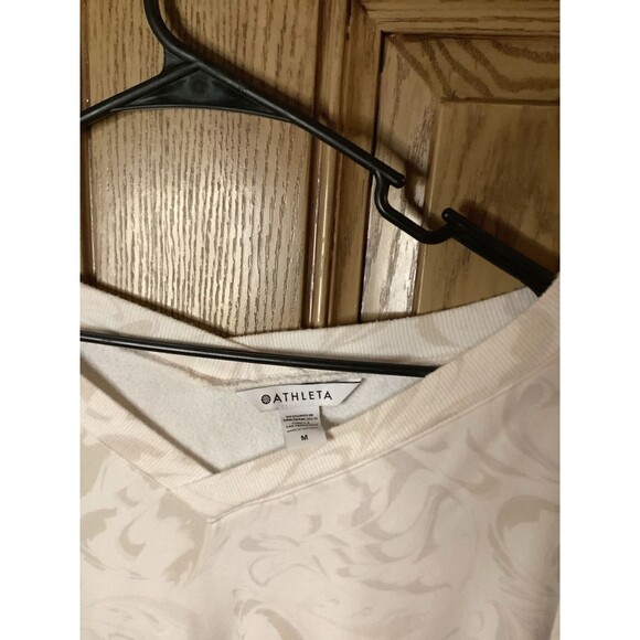 Athleta Coaster Luxe Sweatshirt Pullover Thumbholes Agate Paisley Women's Size M - Picture 2 of 5